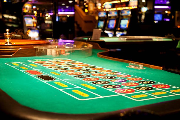 mpoten live roulette table with Official Result settlement record displayed on mobile